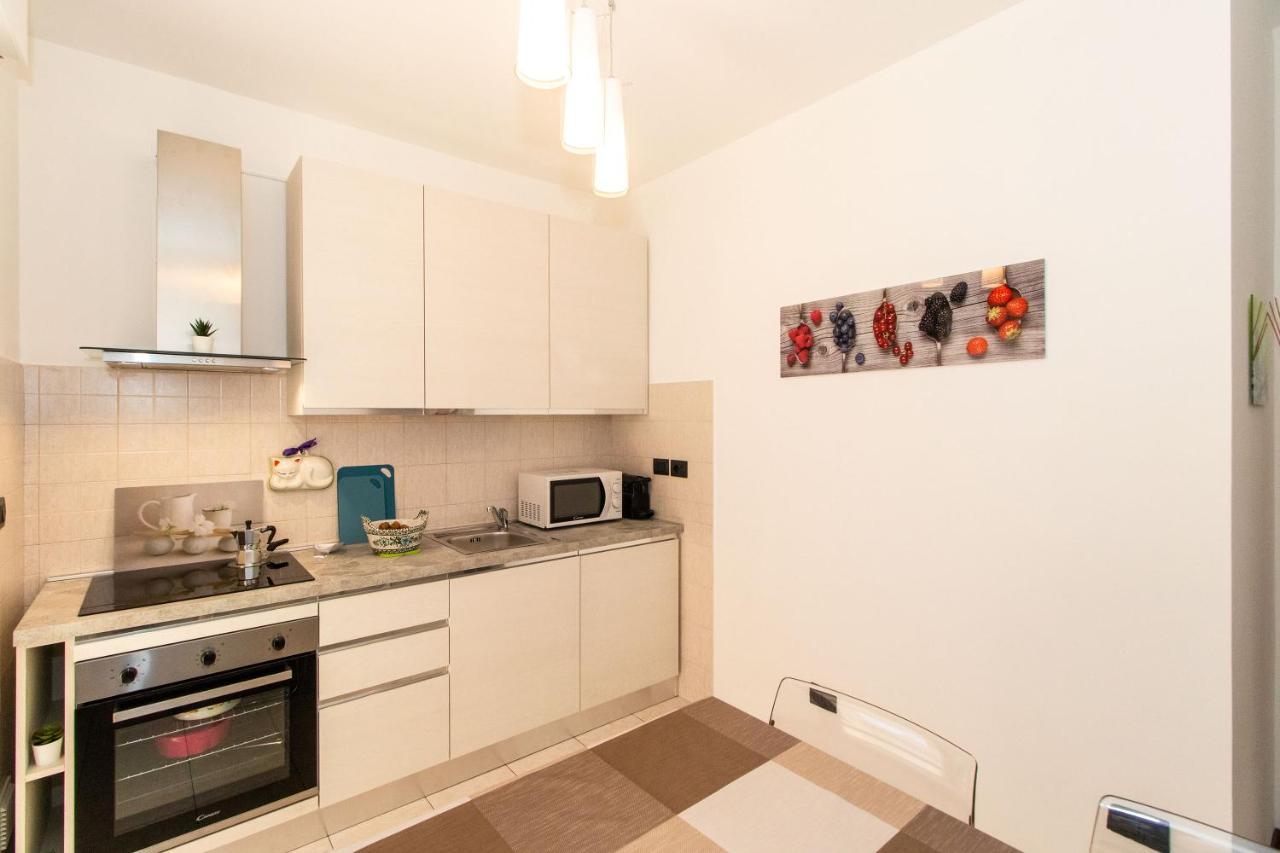 Come Casa Like Home Apartment With Parking ตูริน ภายนอก รูปภาพ