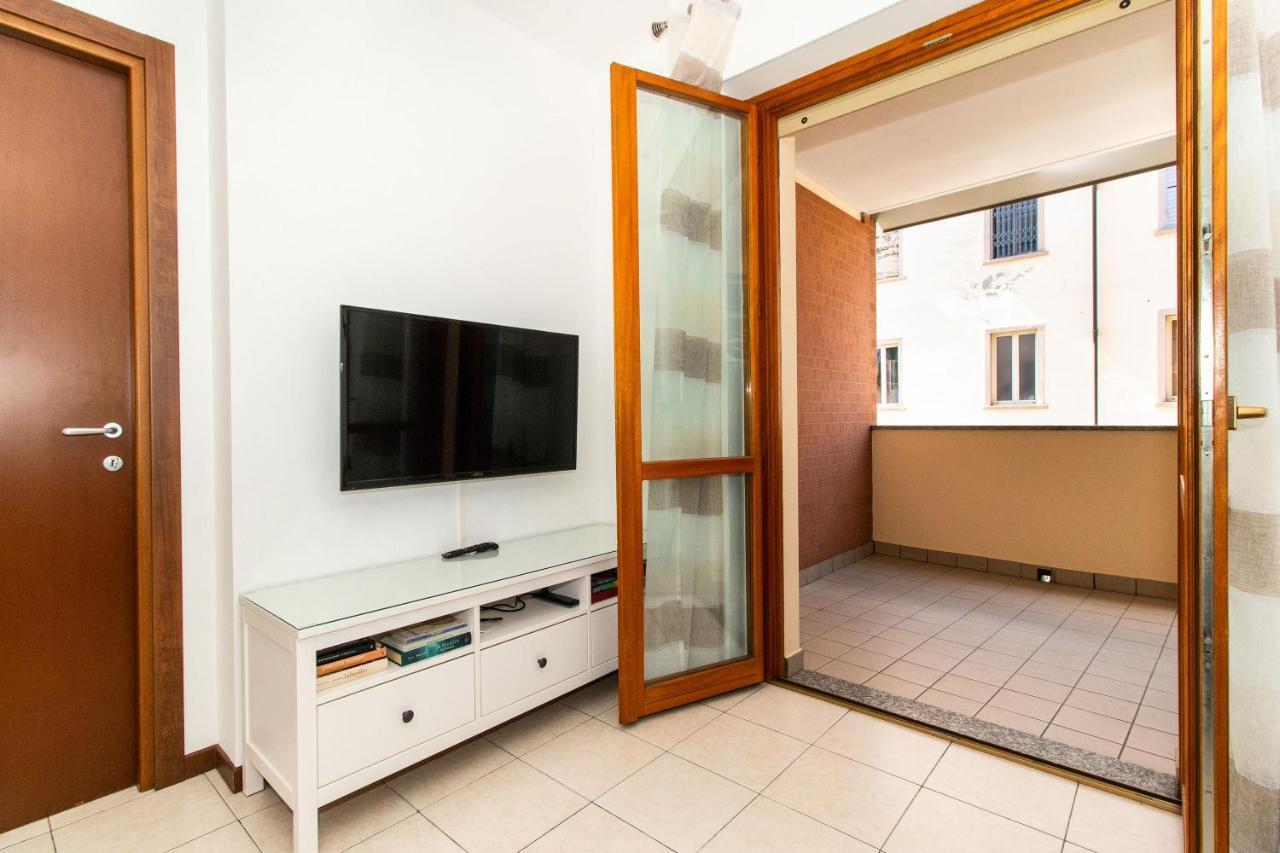 Come Casa Like Home Apartment With Parking ตูริน ภายนอก รูปภาพ