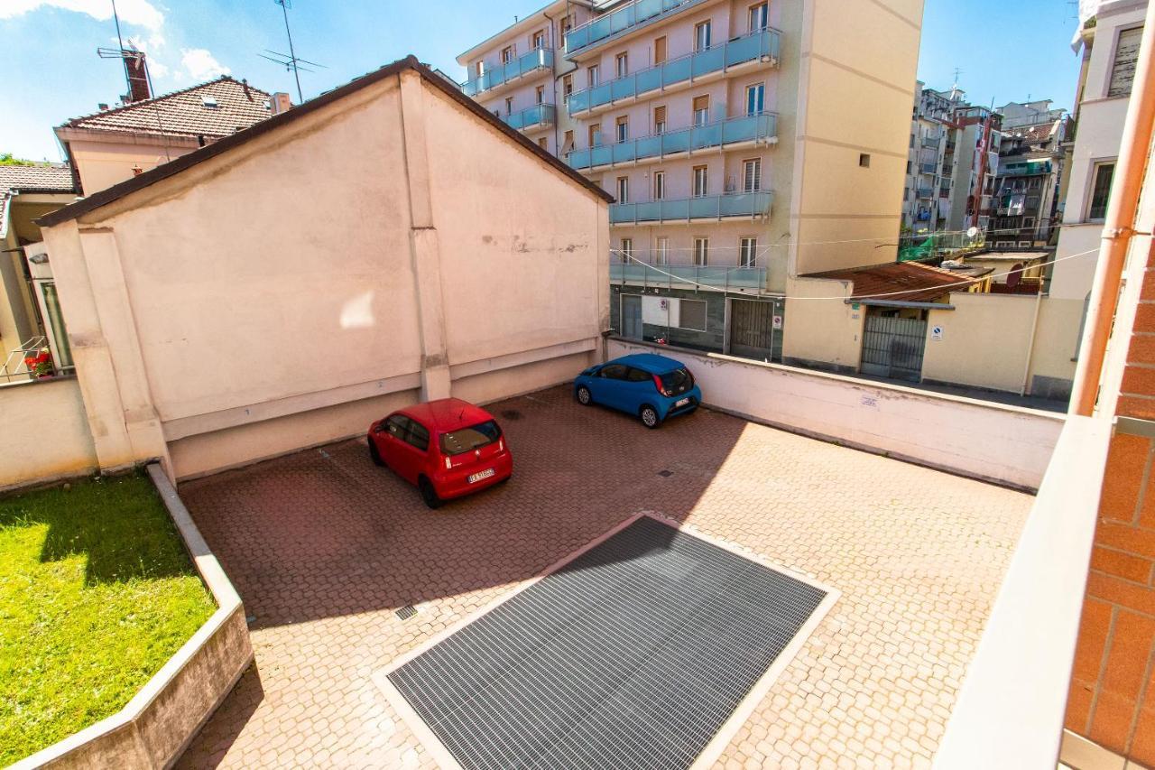 Come Casa Like Home Apartment With Parking ตูริน ภายนอก รูปภาพ