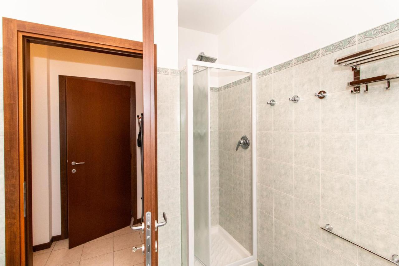 Come Casa Like Home Apartment With Parking ตูริน ภายนอก รูปภาพ